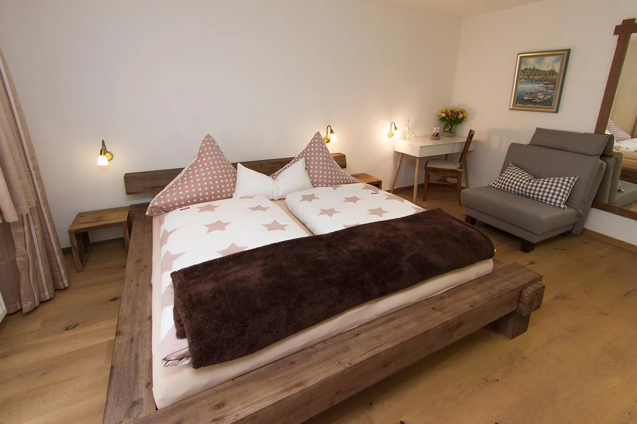 Hotel Alpenblick Riedering 3*,